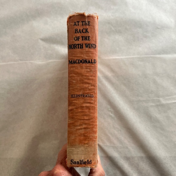 COLLECTORS: 1927 EDITION w/ original binding - At the Back of the North Wind. - Picture 3 of 11